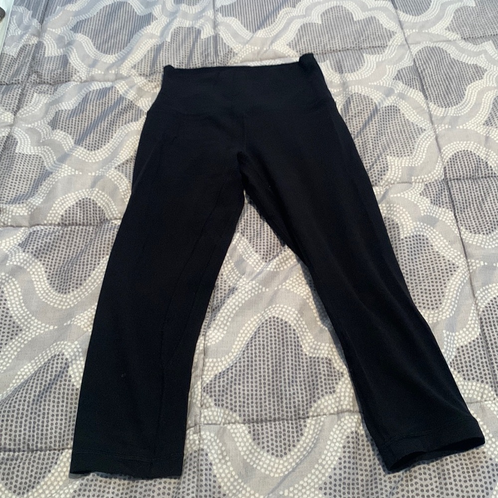 Lululemon EUC cropped align